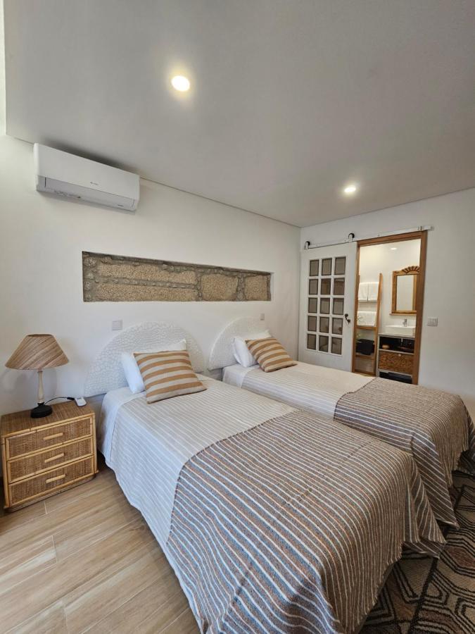 On The Way - Mindelo Beach/Guest House ภายนอก รูปภาพ